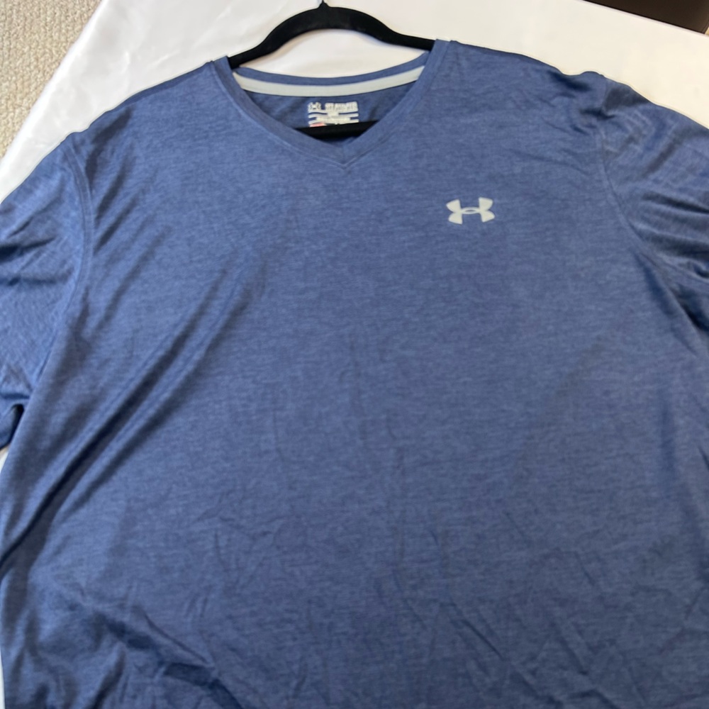 Under Armour Men's Long Sleeve Blue Tee